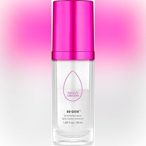 **BRAND NEW** Beauty Blender RE-DEW Set & Refresh Spray 1.69fl oz